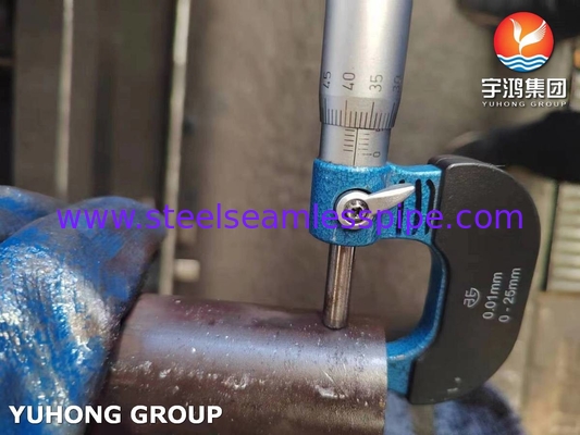 DIN17175 13CrMo44 बॉयलर मिश्र धातु स्टील सीमलेस ट्यूब गर्मी प्रतिरोधी स्टील्स