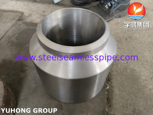 ASME SA105N स्व-प्रबलित नोजल स्टील फ्लैंज दबाव पोत के लिए 150 से 15000 दबाव रेटिंग और ASTM B16.5 मानक