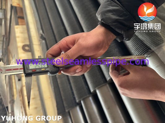 ASTM A335 P11 सुपरहीटर HSRG सिस्टम के लिए GR 11 फिन के साथ दांतेदार फिन ट्यूब