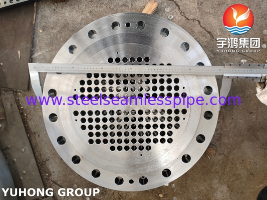 ASME SA336 F11 Cl2 हीट एक्सचेंजर के लिए मिश्र धातु स्टील ट्यूब शीट