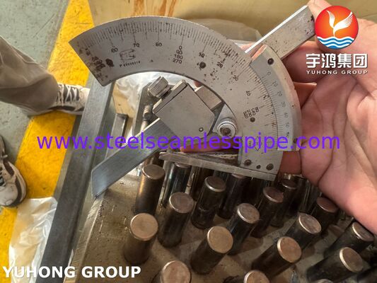 एएसटीएम ए३३५ पी२२ कार्बन स्टील के स्टड के साथ स्टड्ड फिनेड ट्यूब