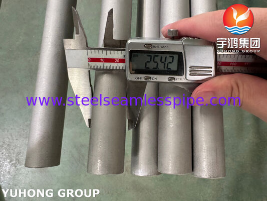 ASME SB163 N08825 हीट एक्सचेंजर के लिए निर्बाध निकेल मिश्र धातु ट्यूब