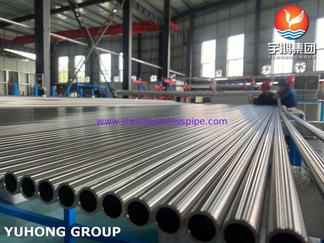 ASTM A249 TP304 1.4301 उज्ज्वल एनील्ड स्टेनलेस स्टील वेल्डेड ट्यूब गर्मी एक्सचेंजर के लिए