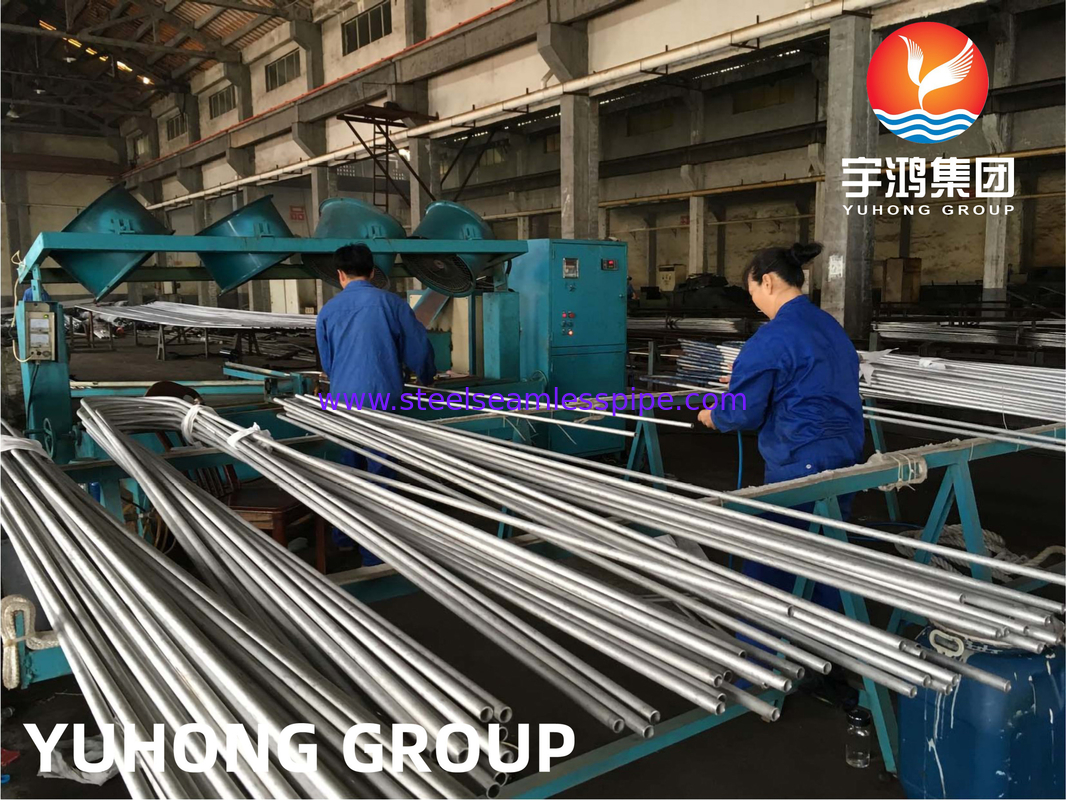 ASME SA213 TP904L UNS NO8904 स्टेनलेस स्टील U बेंड ट्यूब 19.05 MM X 1.65 MM हीट एक्सचेंजर के लिए
