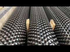 युहोंग ग्रुप एएसटीएम ए 213 टी 9 फायर फर्नेस के लिए 11 सीआर / 13 सीआर स्टड ट्यूब के साथ